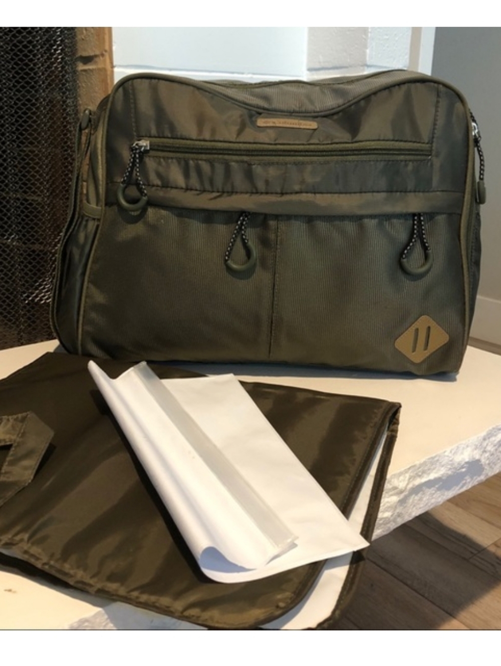 Columbia Expedition Ridge Duffle Diaper Bag, Army Green - Picture 3 of 5